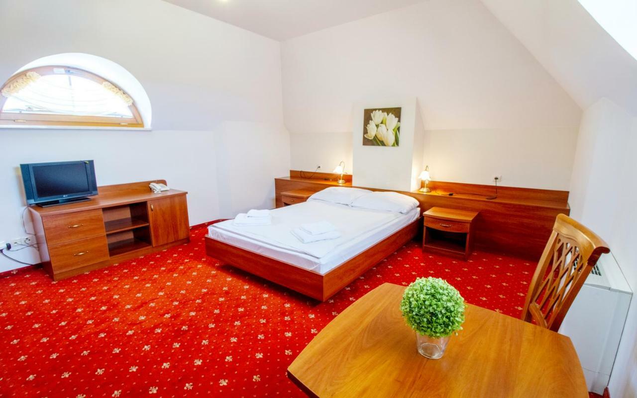 Hotel Stary Mlyn Koziegłowy 외부 사진
